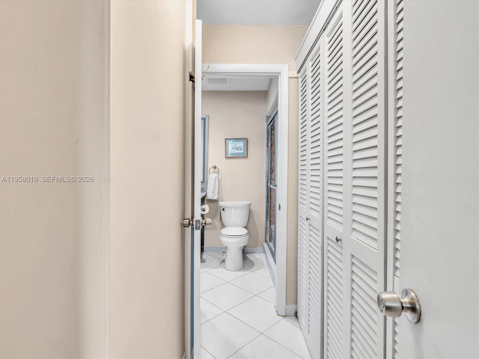 RIVER SHORES CONDO - Residential Lease