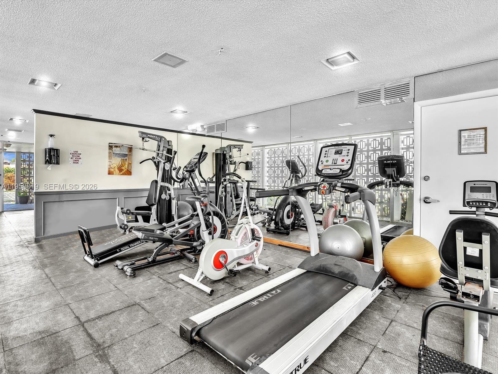 RIVER SHORES CONDO - Residential Lease