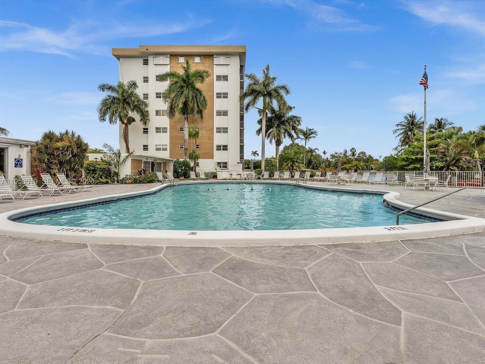 RIVER SHORES CONDO - Residential Lease