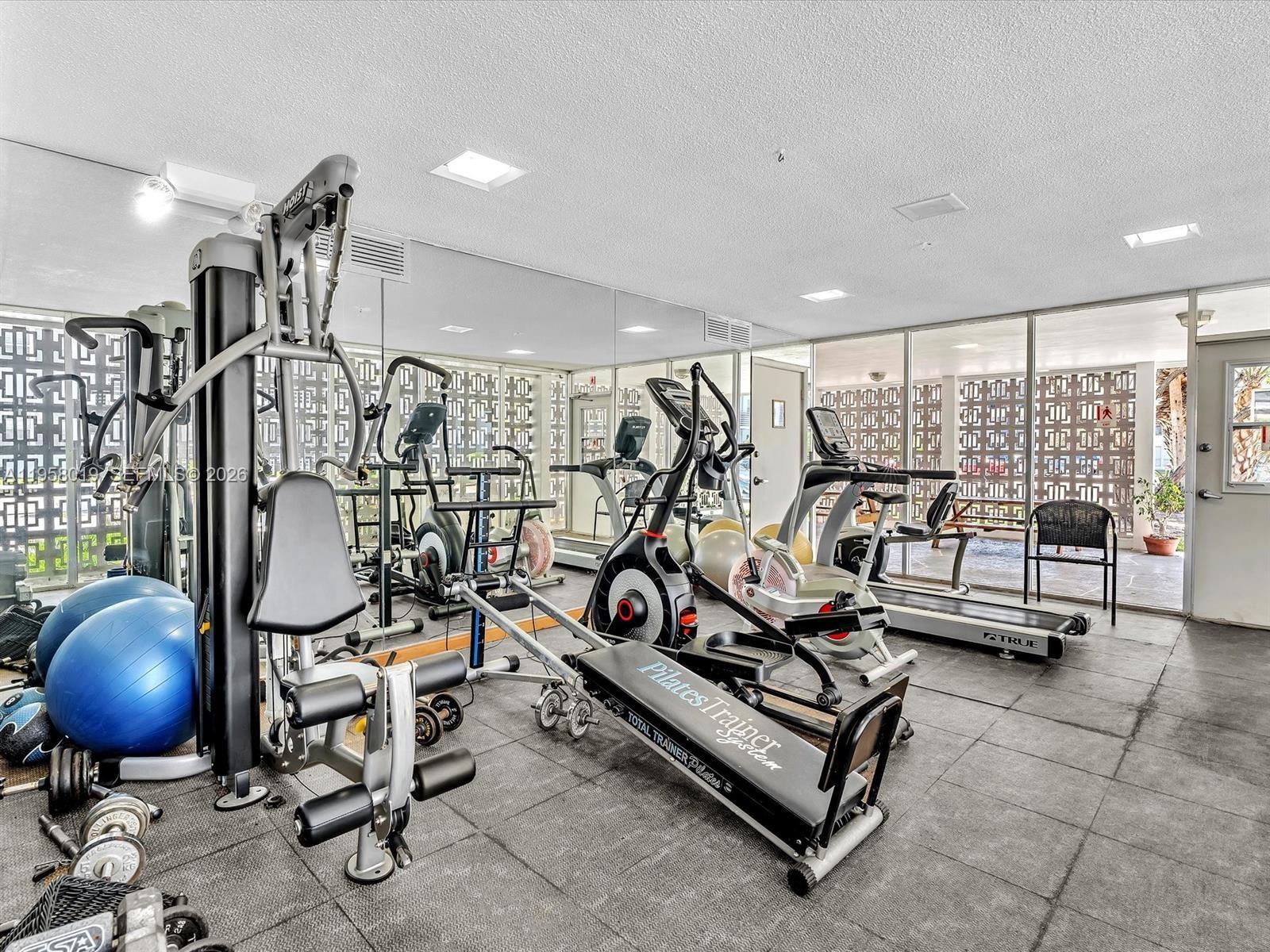 RIVER SHORES CONDO - Residential Lease