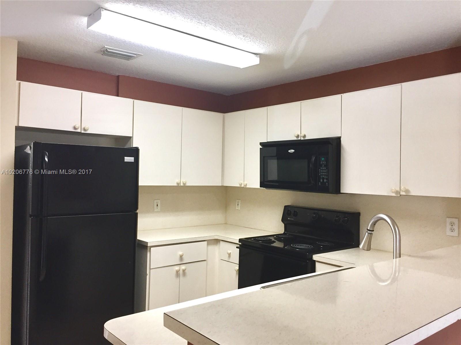 Villa Vizcaya Condo - Residential Lease