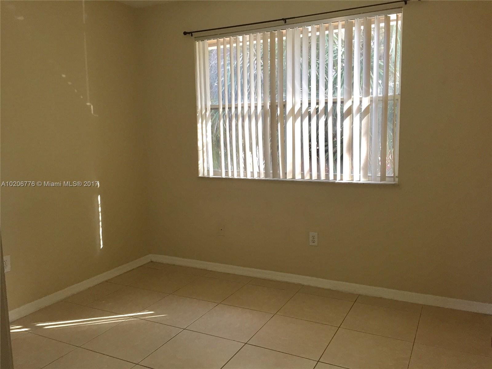 Villa Vizcaya Condo - Residential Lease