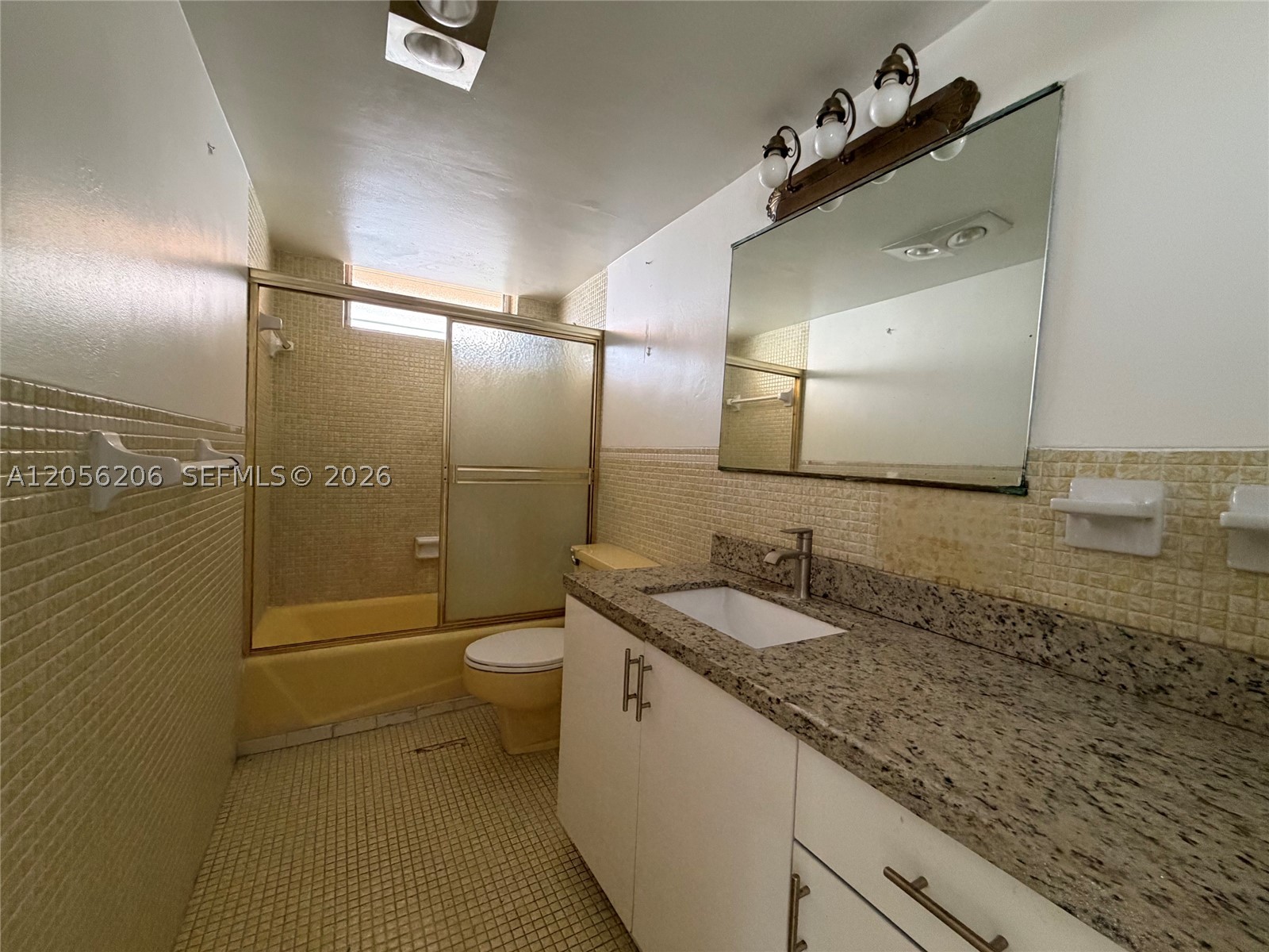 2980 Point East Dr D102