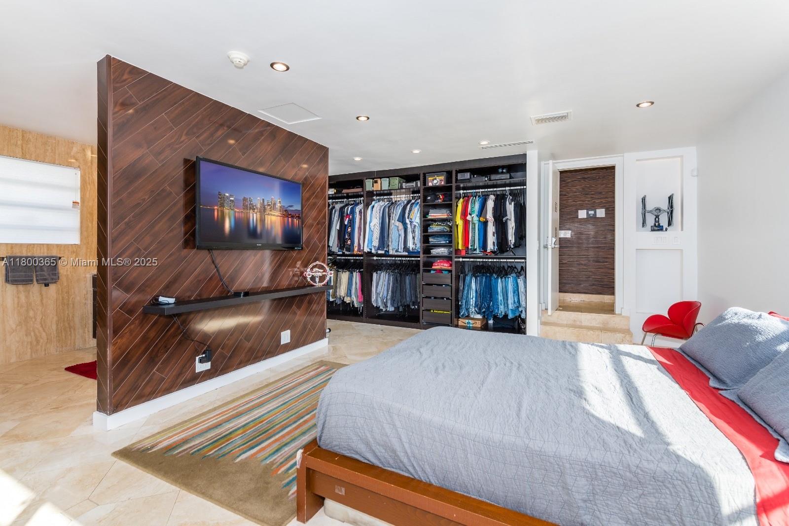 GOLDEN ISLES SEC - Residential