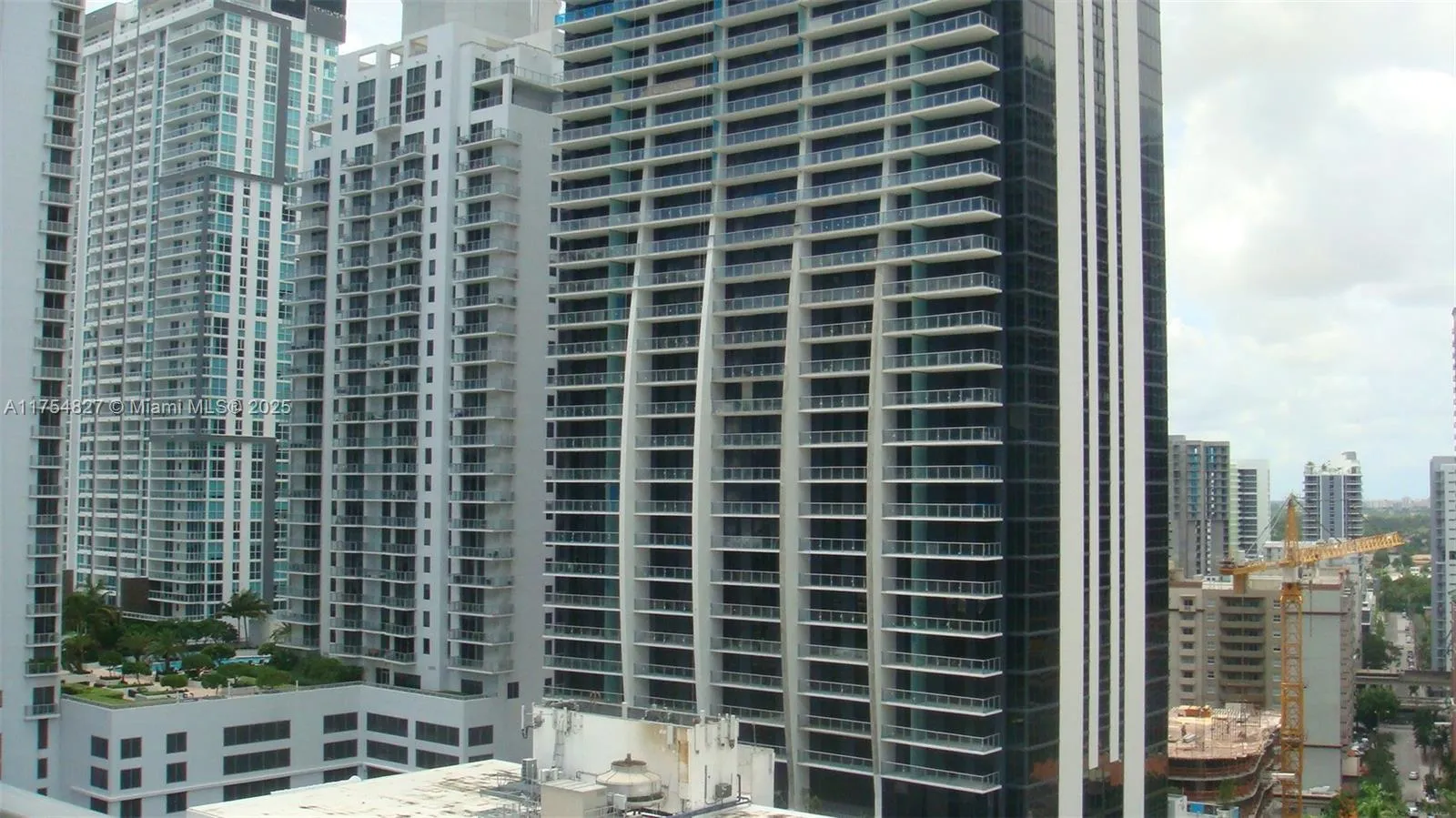 Miami, Florida 33131, United States, 1 Bedroom Bedrooms, ,1 BathroomBathrooms,Residential,Active,80178