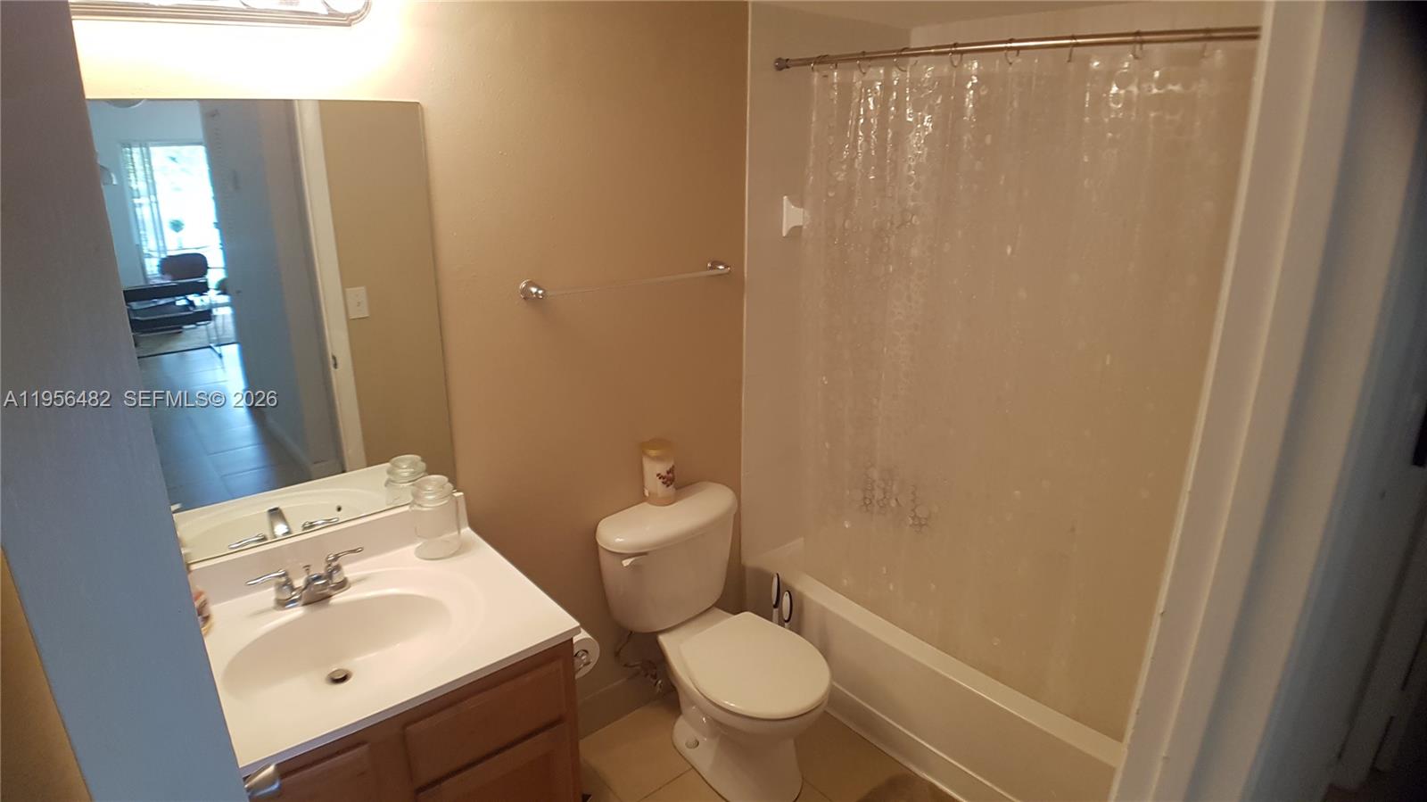 SOUTH PALM PLACE CONDO - Residential