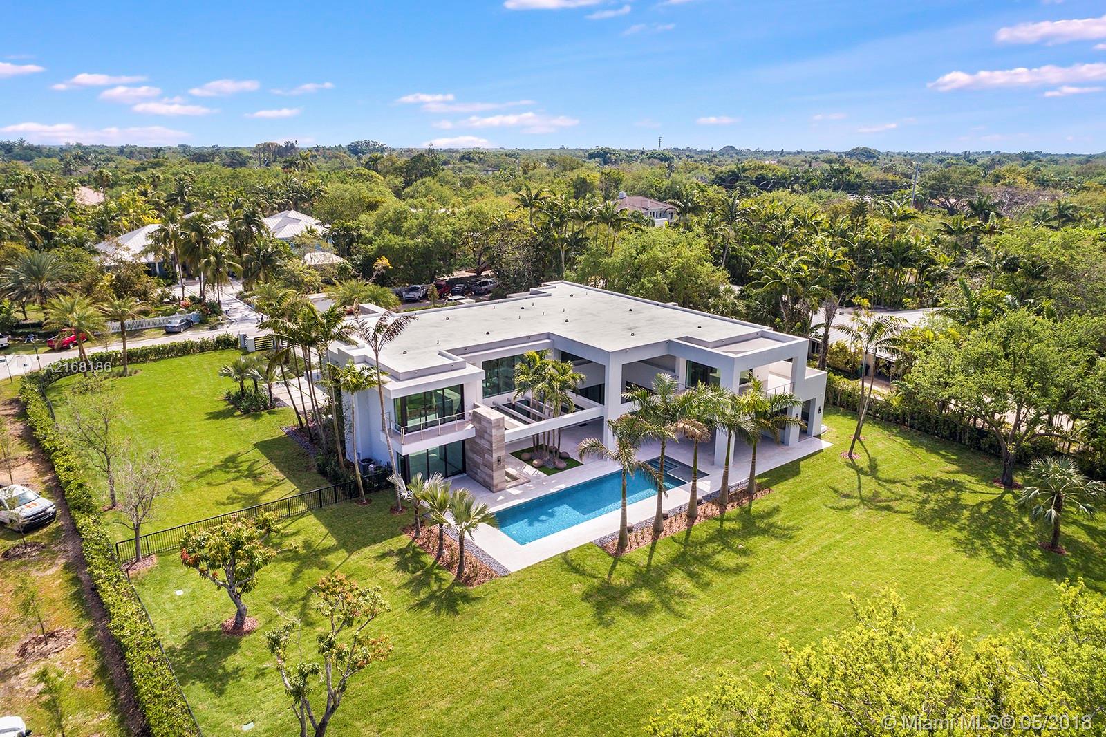 HELMS COUNTRY ESTS ADDN - Residential