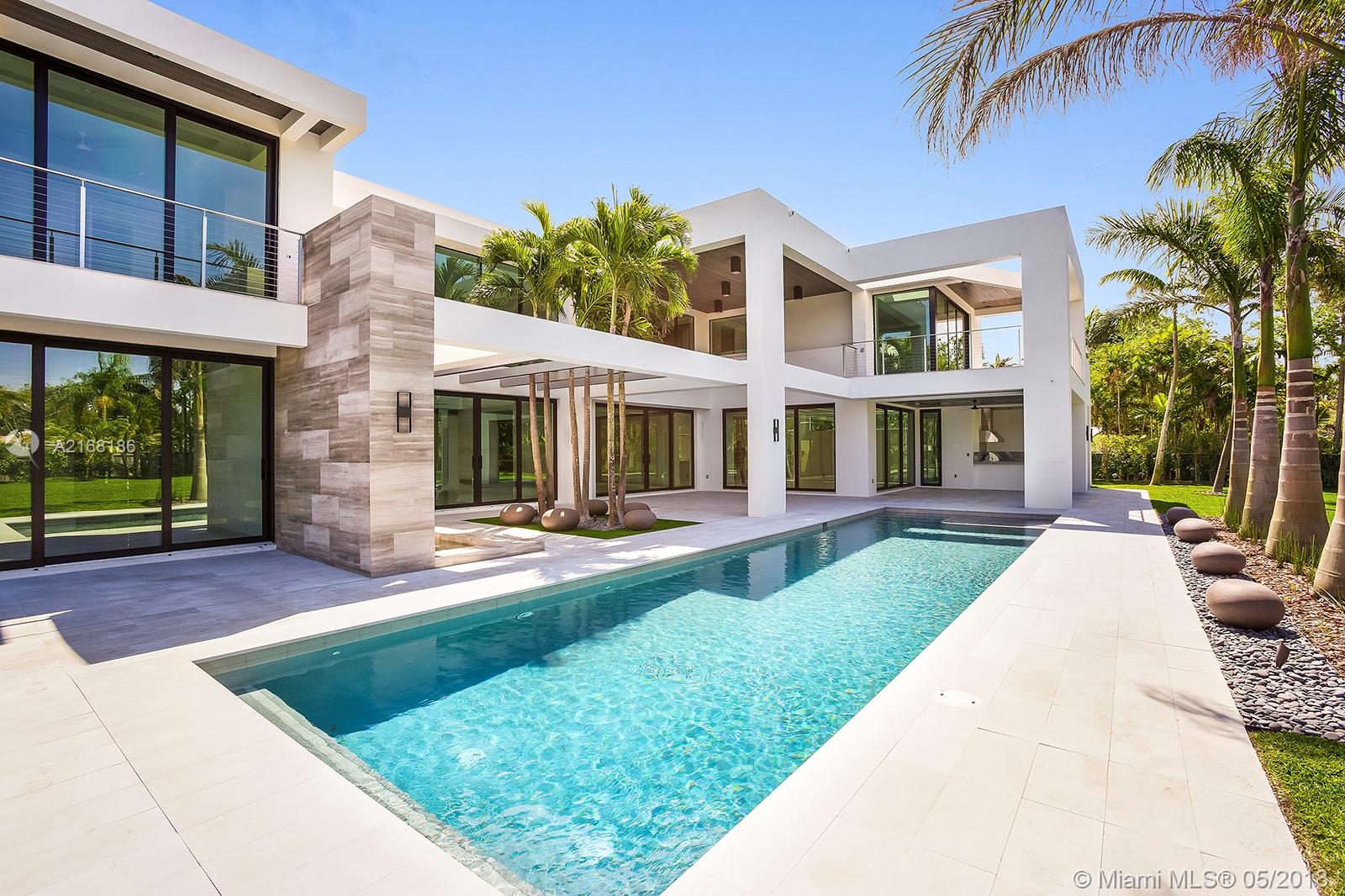 HELMS COUNTRY ESTS ADDN - Residential