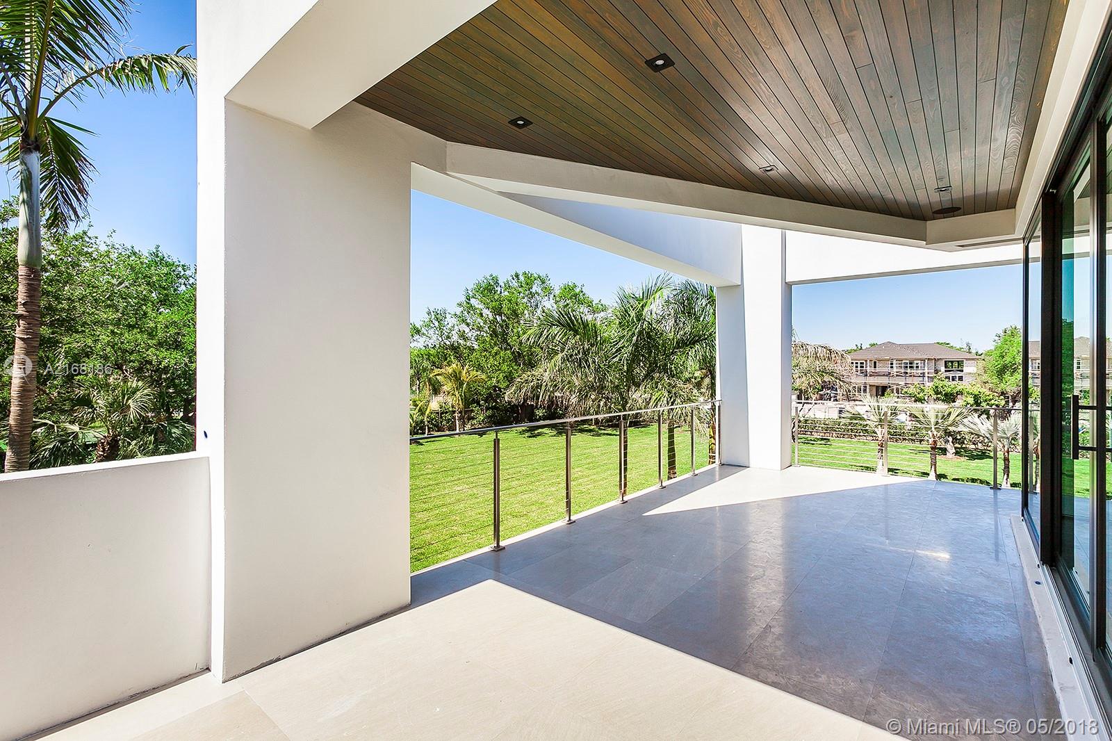 HELMS COUNTRY ESTS ADDN - Residential