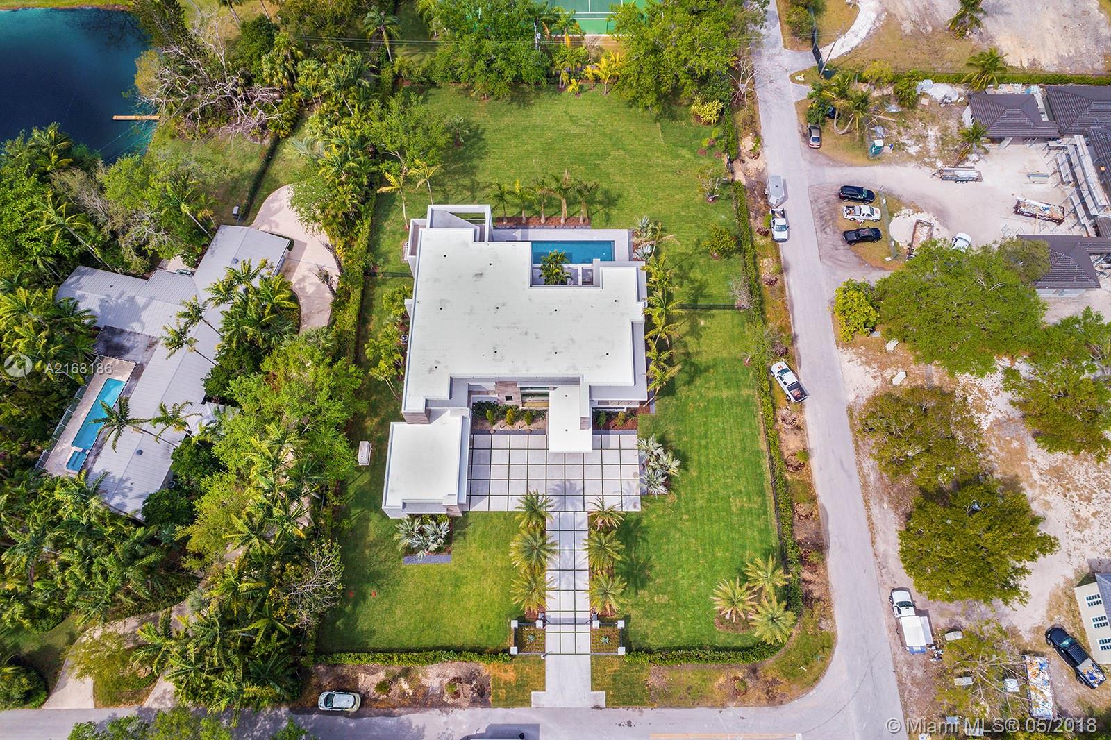 HELMS COUNTRY ESTS ADDN - Residential