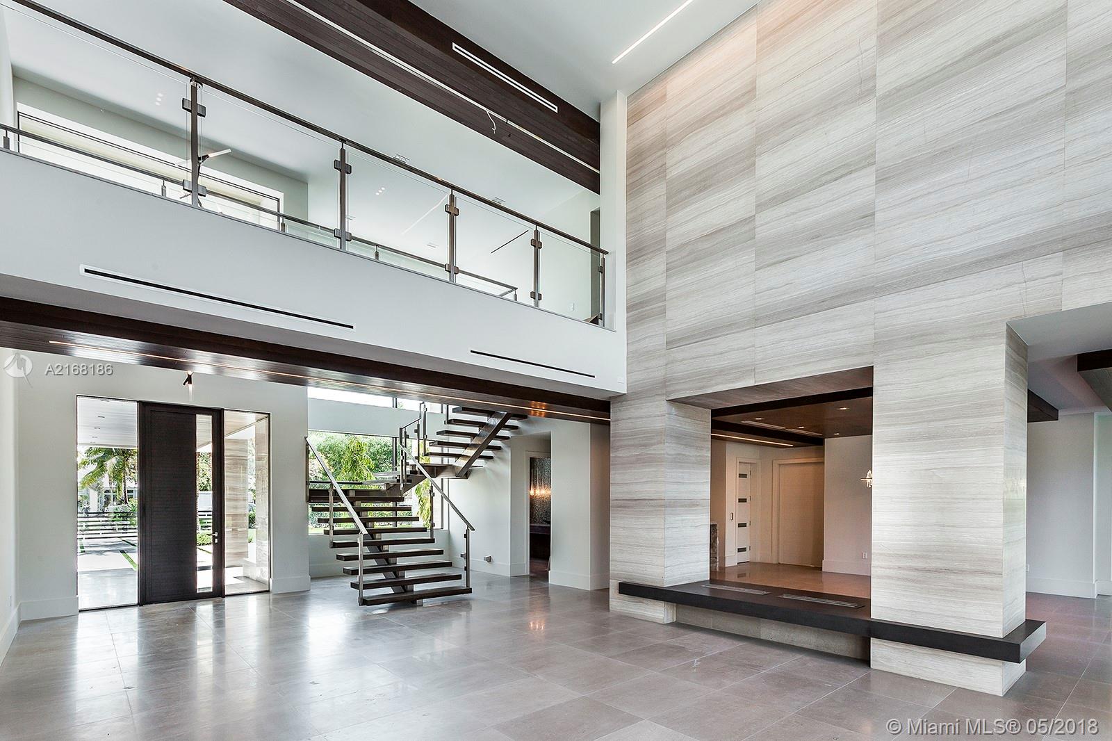 HELMS COUNTRY ESTS ADDN - Residential