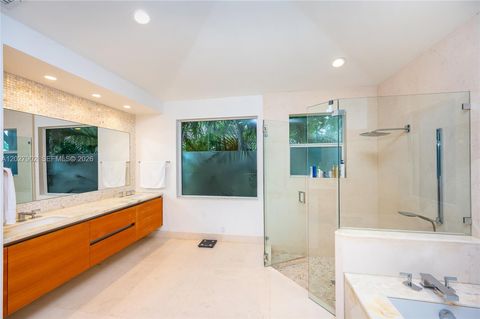 Tiny photo for 3216 Huntington #3216, Weston, FL 33332 (MLS # A12027902)