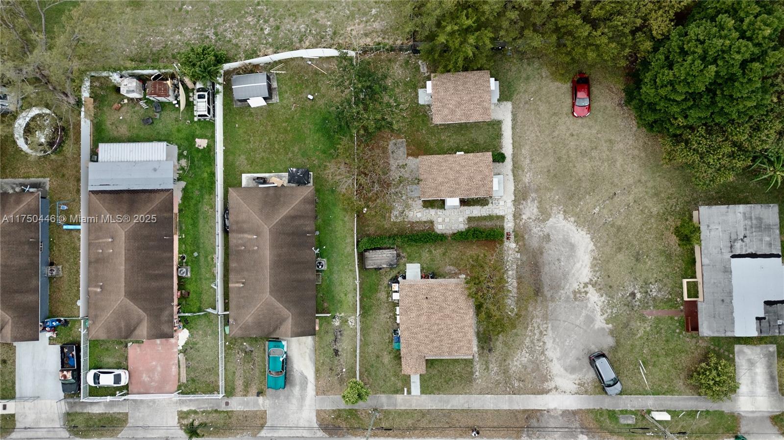 VICTORIA MANOR - Residential Income