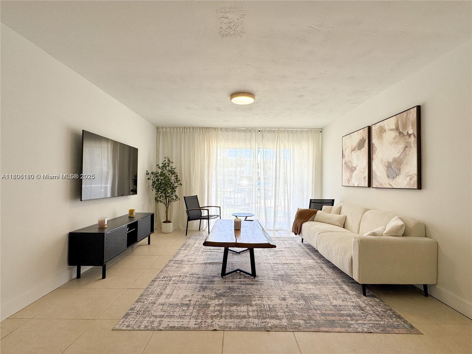 1631 Ne 114th St 106, Miami, Broward County, Florida - 1 Bedrooms  
1 Bathrooms - 