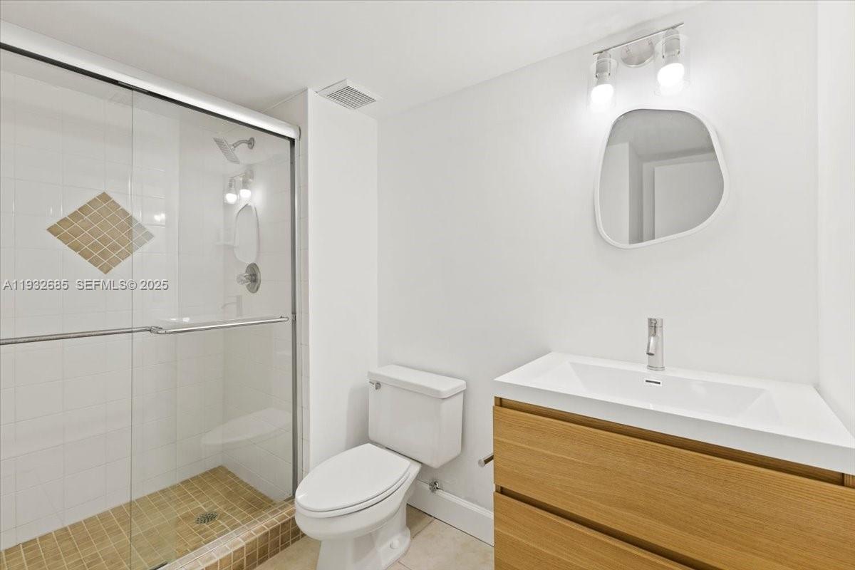 RACQUET CLUB APTS AT BONA - Residential Lease