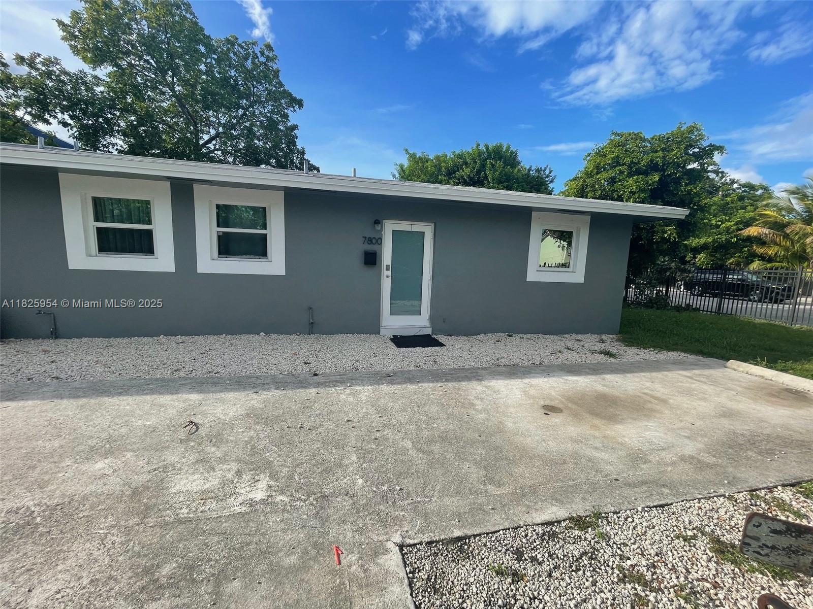 Now available for rent One side to Duplex! This spacious newly renovated 1,682 sq ft multi-family home offers 2 bedrooms and 1 full bathrooms—perfect for families, roommates, or anyone seeking extra space. Conveniently located on North Miami Avenue, you’ll be just minutes from Biscayne Boulevard’s dining and shopping hotspots, Miami Shores Town Plaza, and the sun and sand of Miami Beach. Enjoy comfortable living in a prime location with easy access to everything Miami has to offer. Don’t miss out—schedule your tour today!