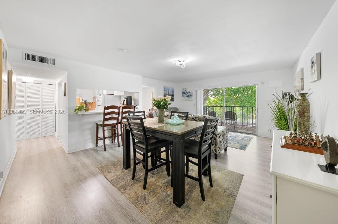 WELLEBY TOWNHOME 1 CONDO - Residential