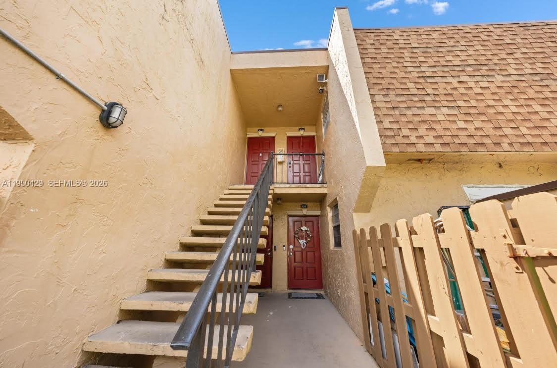 WELLEBY TOWNHOME 1 CONDO - Residential