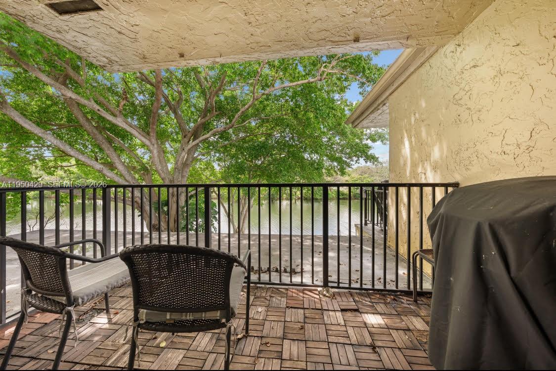 WELLEBY TOWNHOME 1 CONDO - Residential