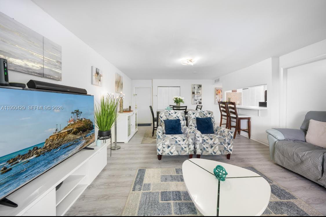 WELLEBY TOWNHOME 1 CONDO - Residential