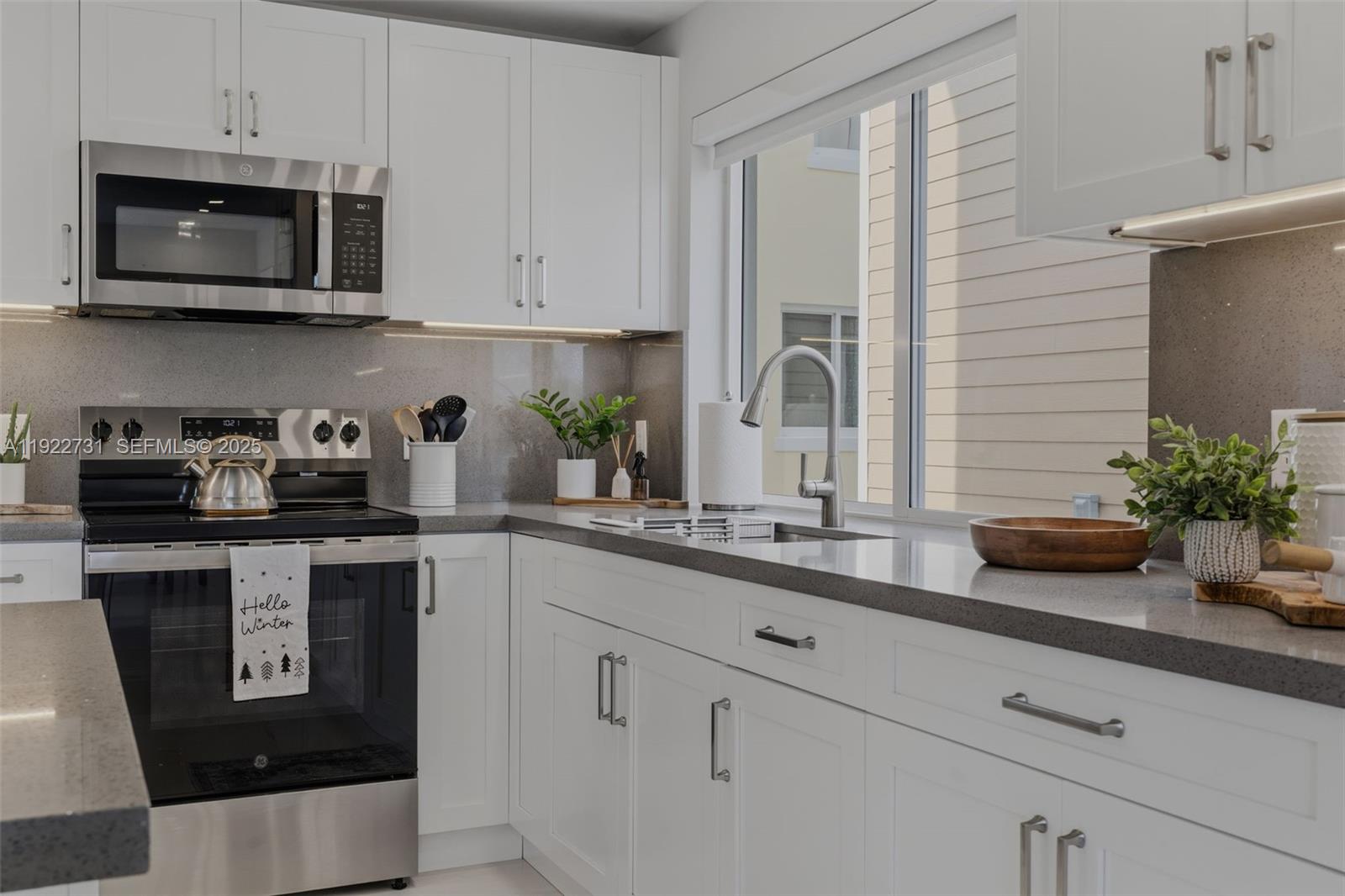 KEY LARGO OCEAN RESORT CO - Residential