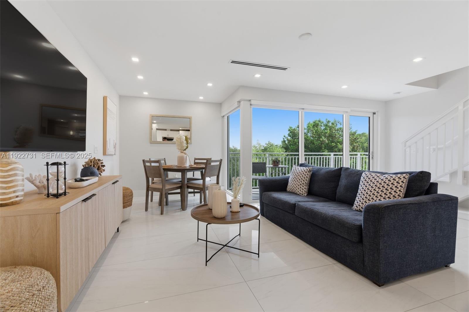 KEY LARGO OCEAN RESORT CO - Residential