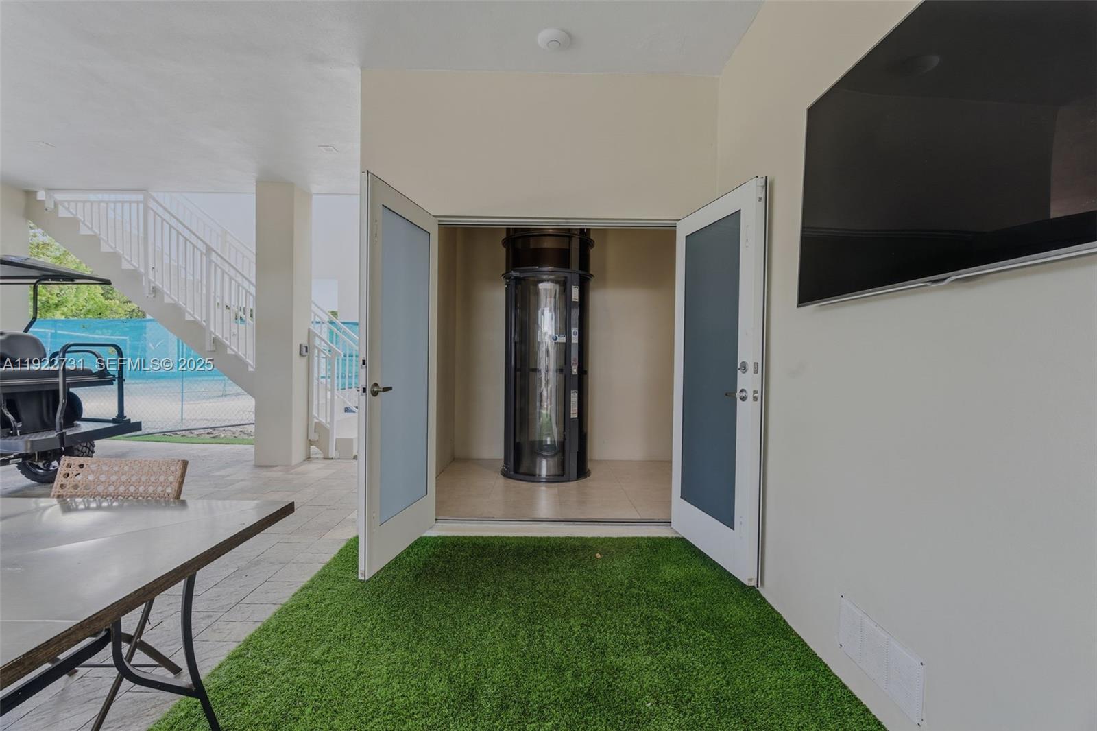 KEY LARGO OCEAN RESORT CO - Residential