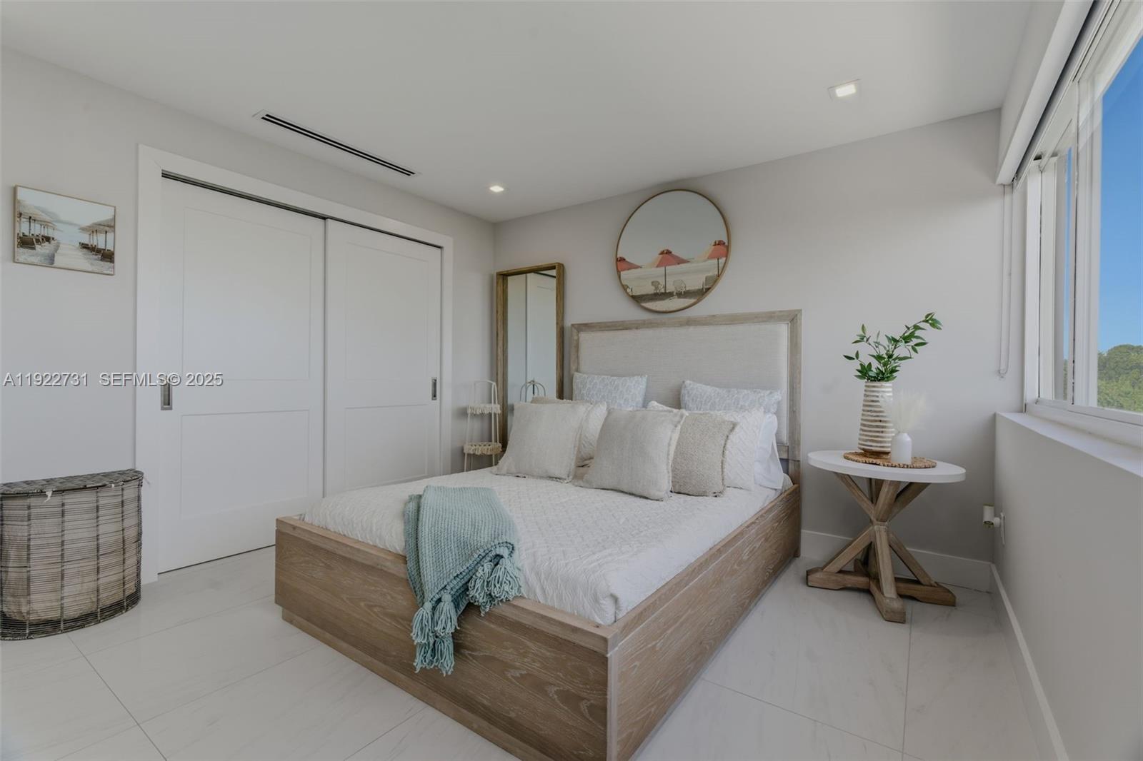 KEY LARGO OCEAN RESORT CO - Residential