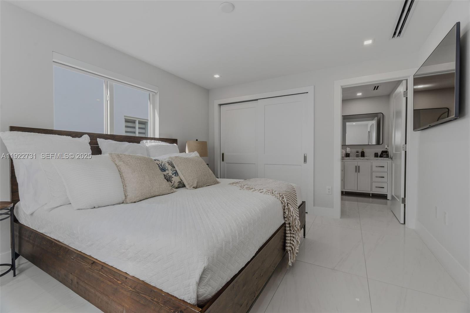 KEY LARGO OCEAN RESORT CO - Residential