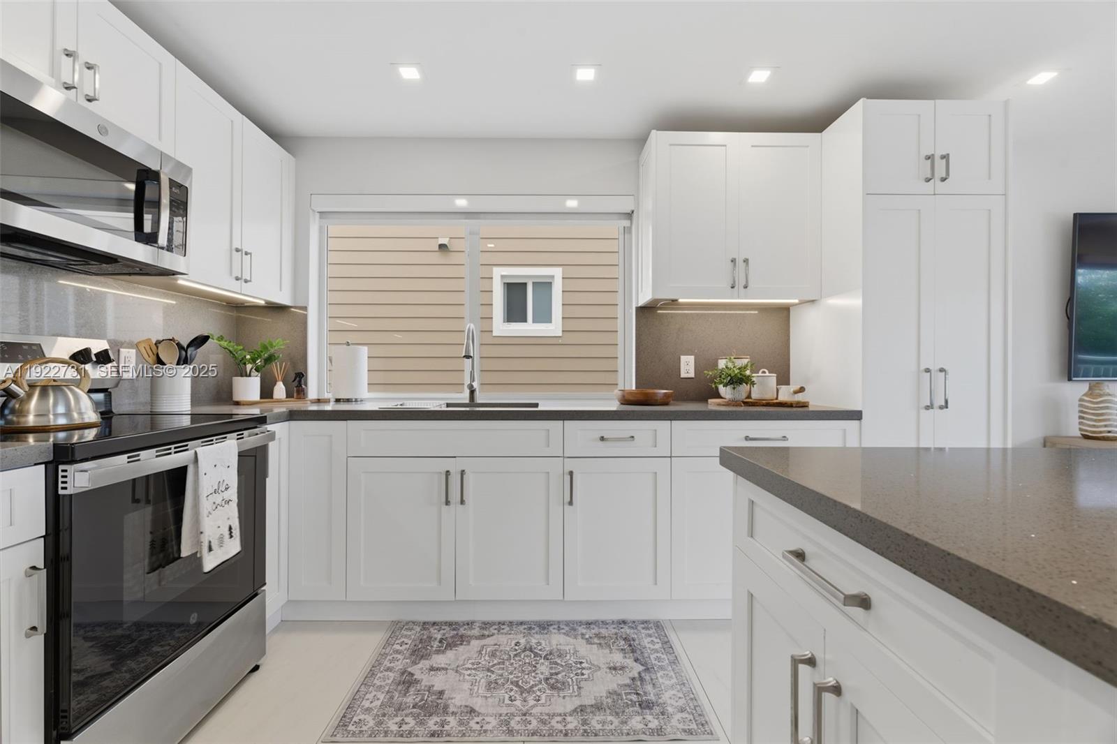 KEY LARGO OCEAN RESORT CO - Residential