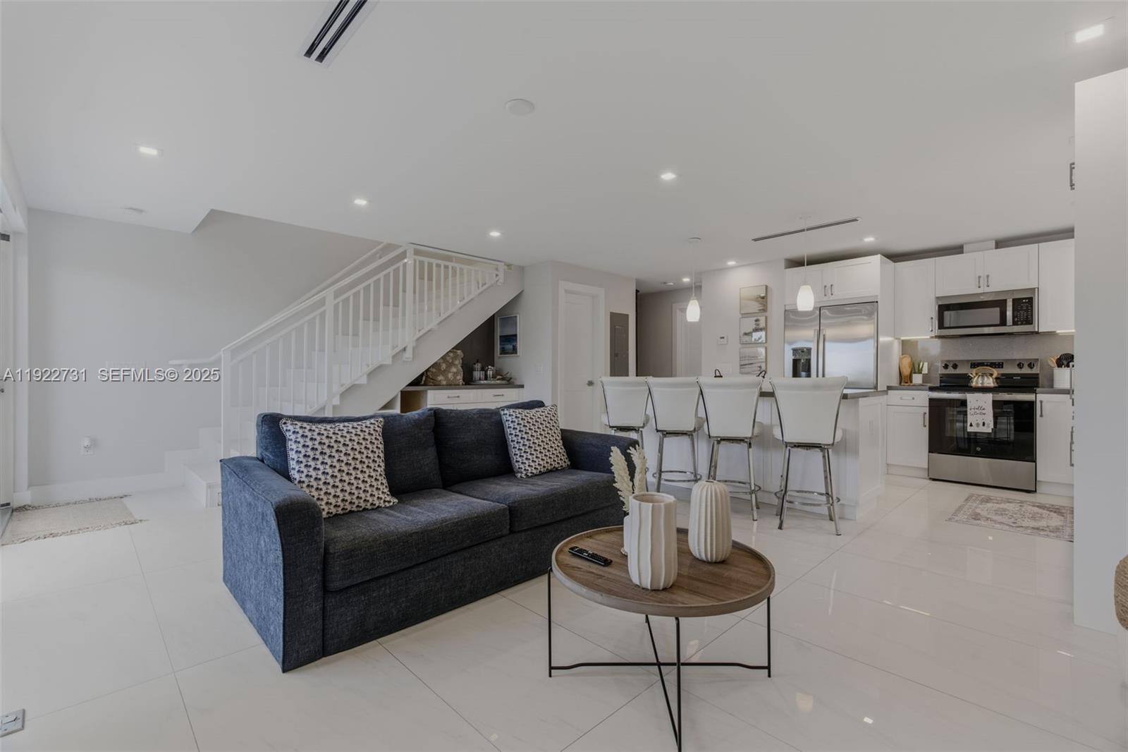 KEY LARGO OCEAN RESORT CO - Residential