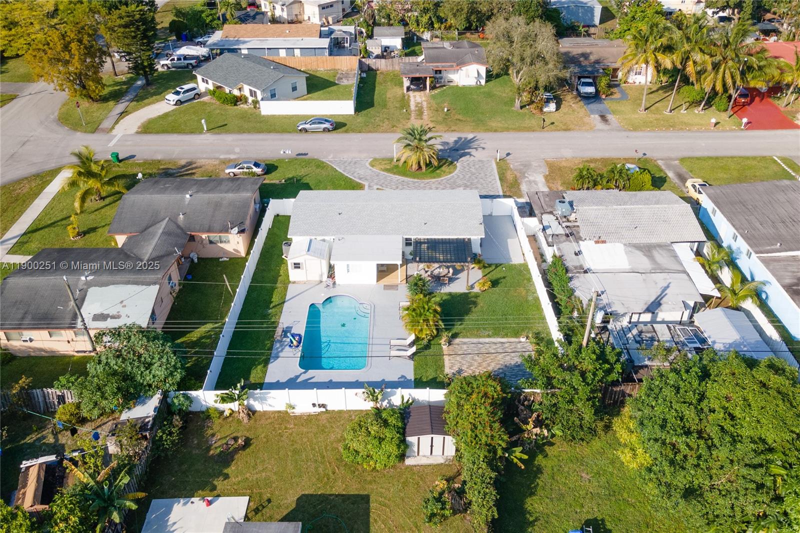 BEVERLY PARK - Residential Lease