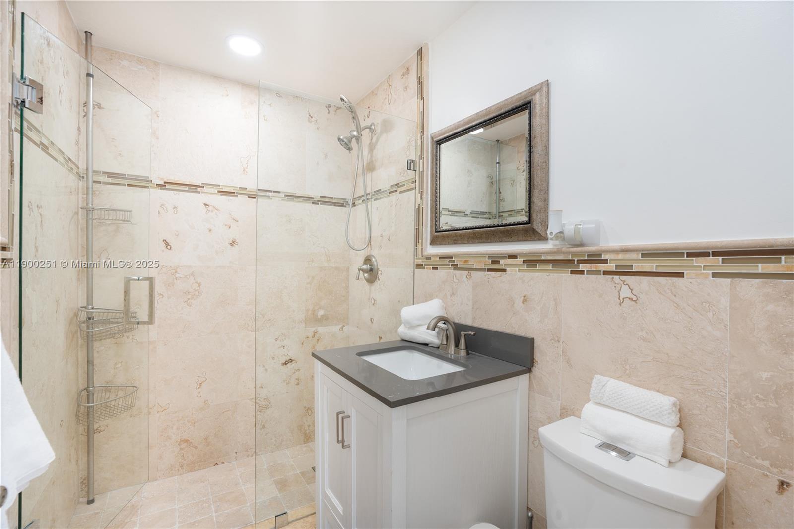 BEVERLY PARK - Residential Lease