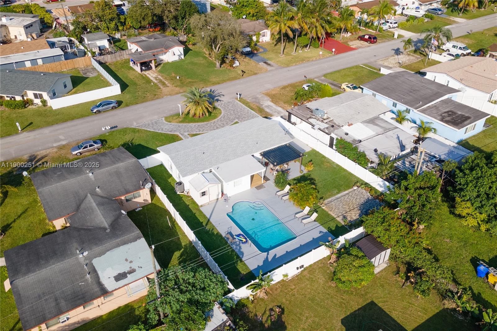 BEVERLY PARK - Residential Lease