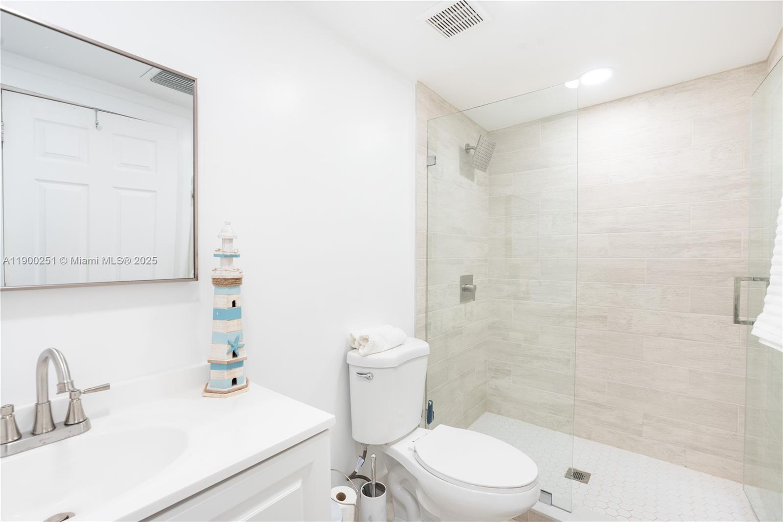 BEVERLY PARK - Residential Lease