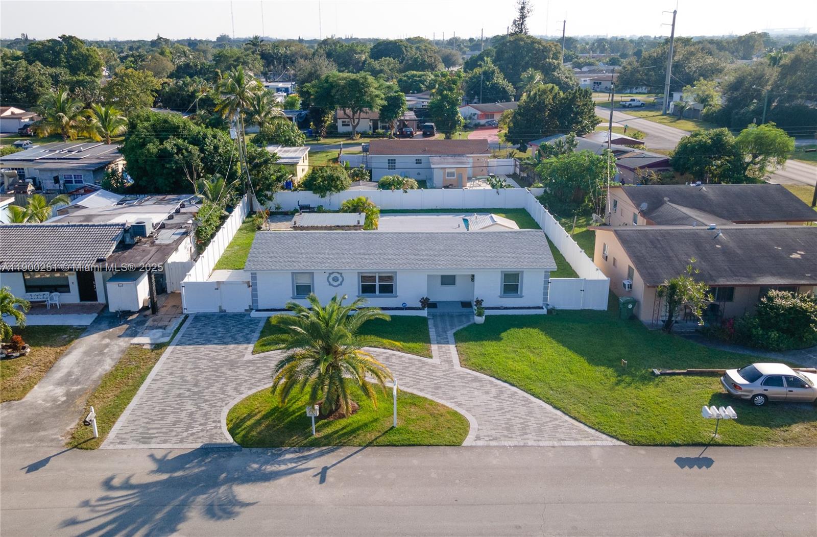 BEVERLY PARK - Residential Lease
