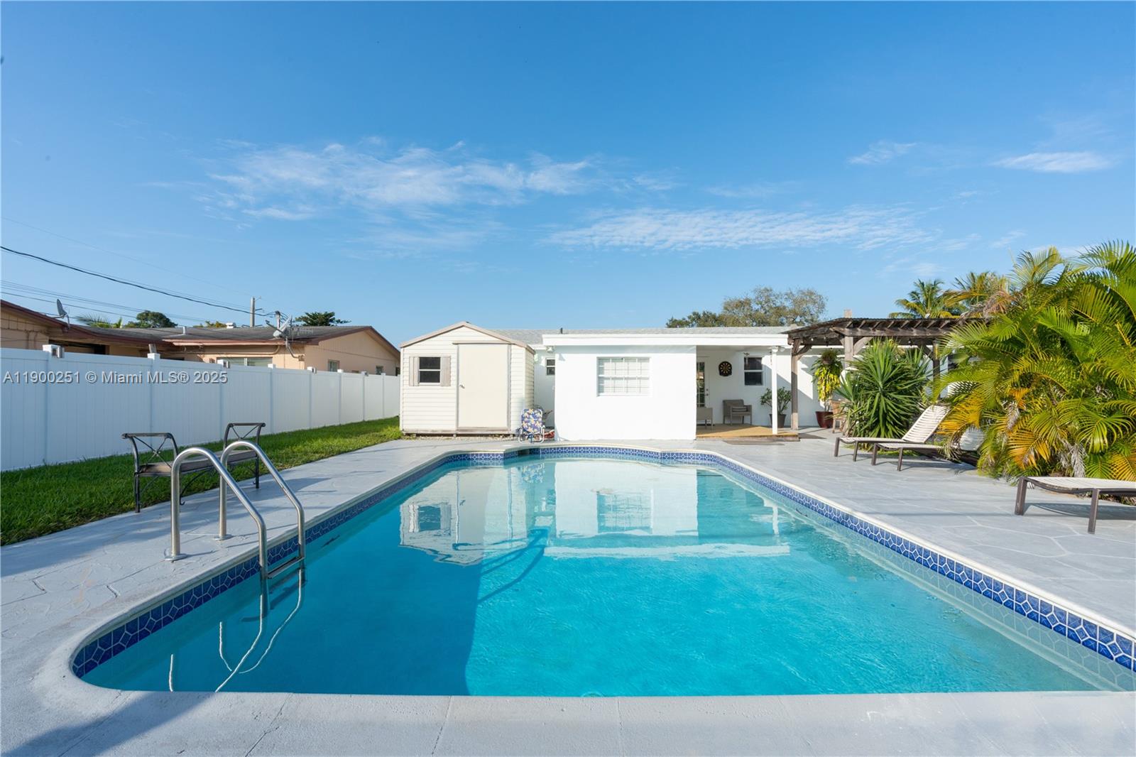 BEVERLY PARK - Residential Lease