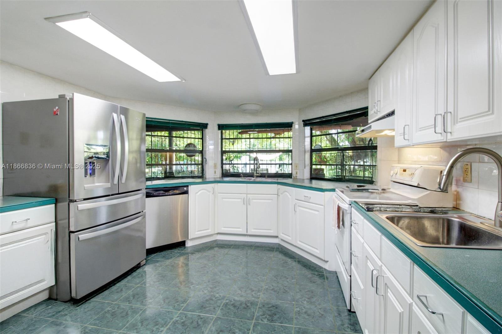 SILVER PALM ESTS PT 1 - Residential