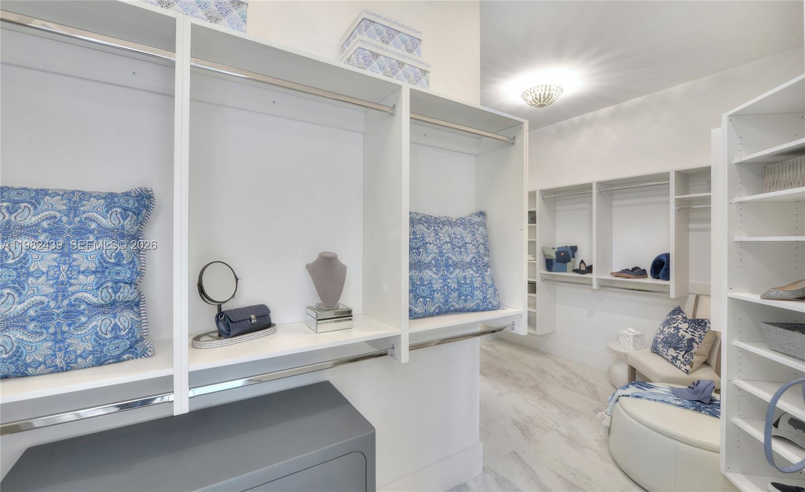 Veranda Bay - Residential