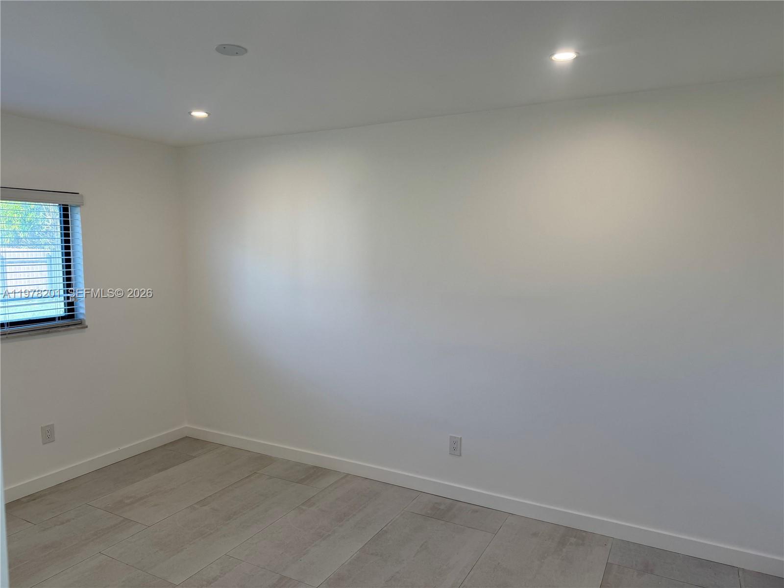 SOUTHERN ESTATES 10TH ADD - Residential Lease