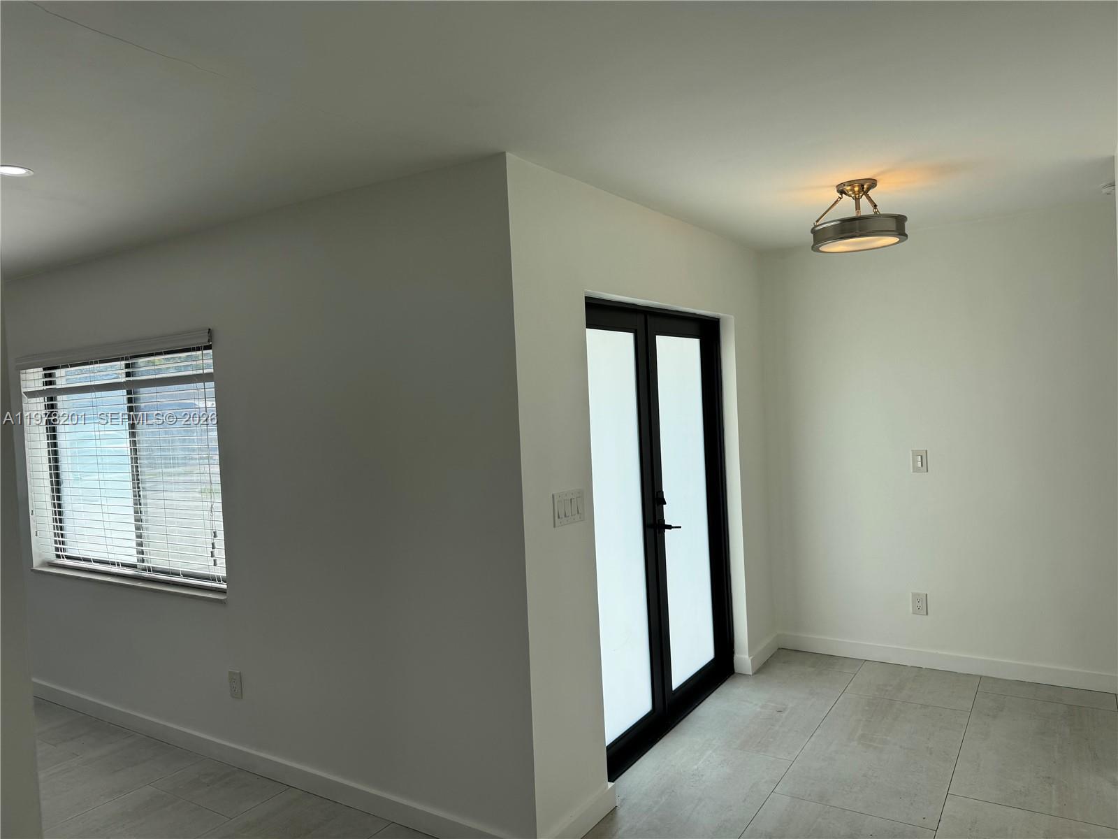 SOUTHERN ESTATES 10TH ADD - Residential Lease