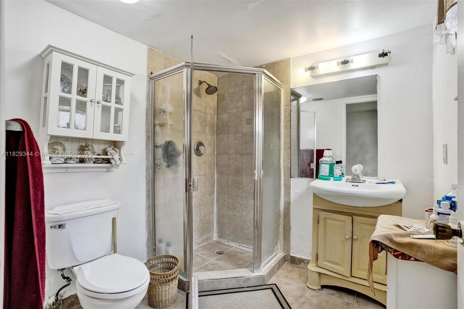 LAGO DEL REY CONDO #1 - Residential