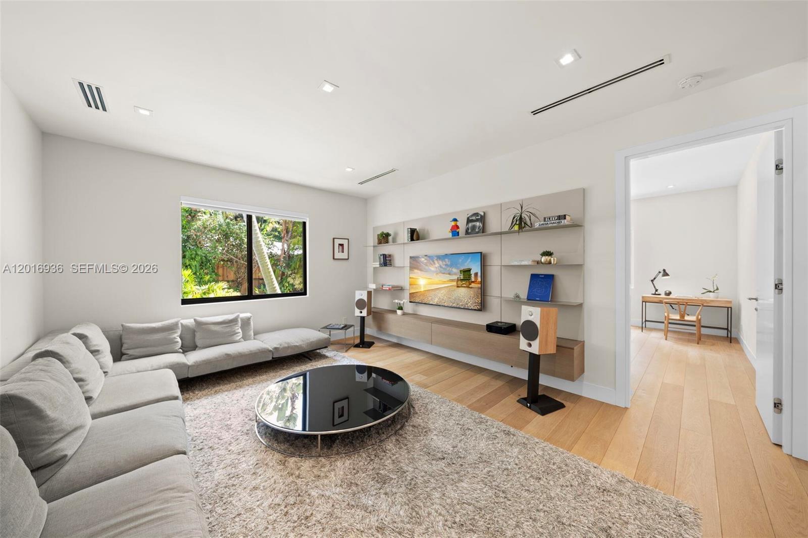 BISCAYNE PARK TERR - Residential