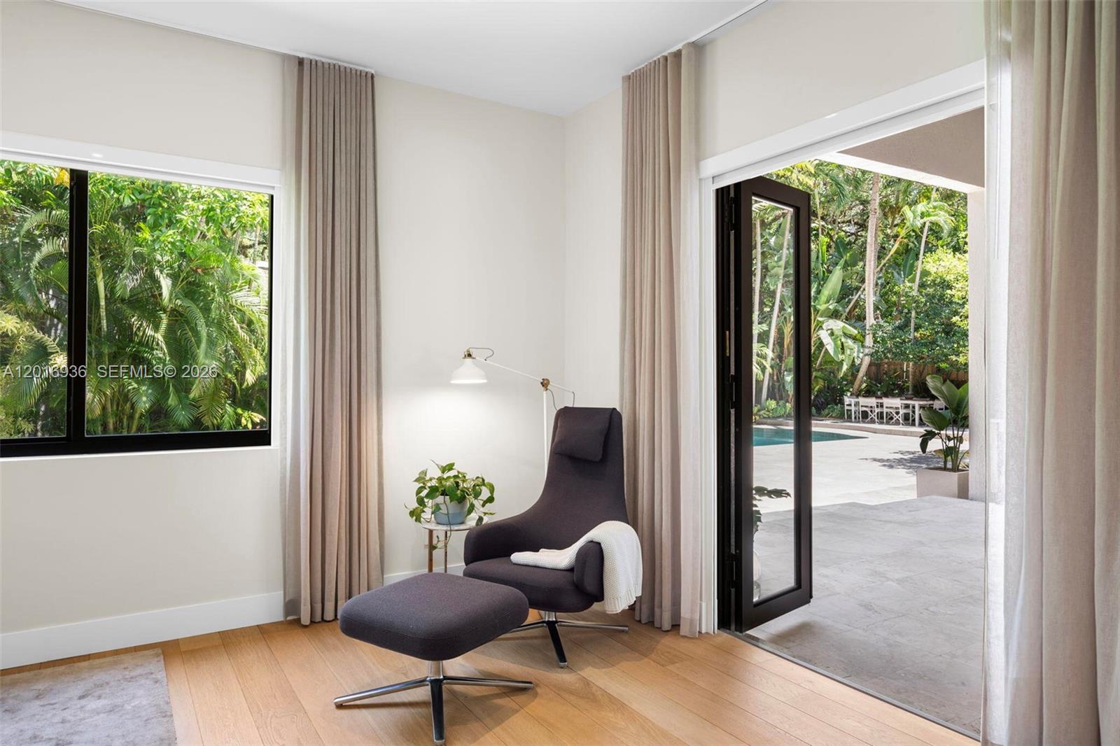 BISCAYNE PARK TERR - Residential