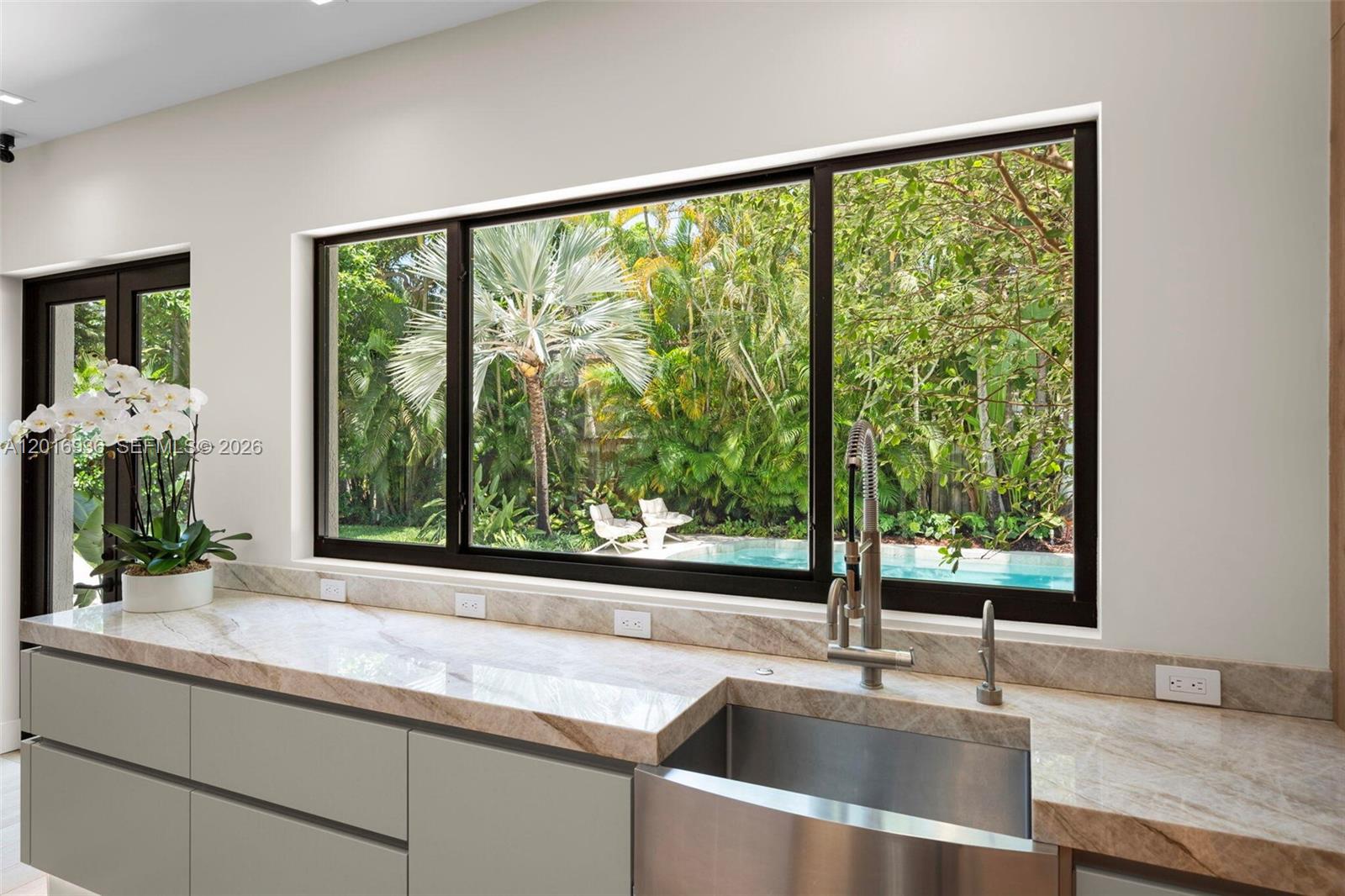 BISCAYNE PARK TERR - Residential