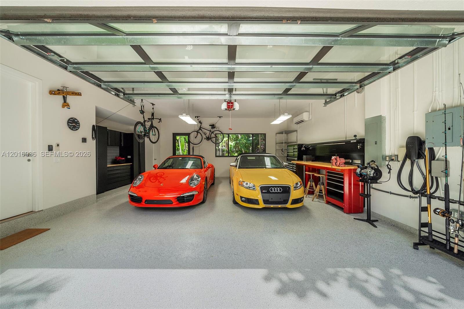BISCAYNE PARK TERR - Residential