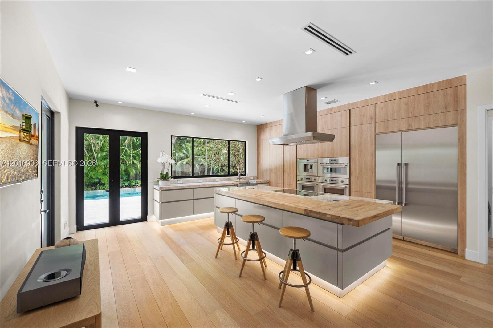 BISCAYNE PARK TERR - Residential