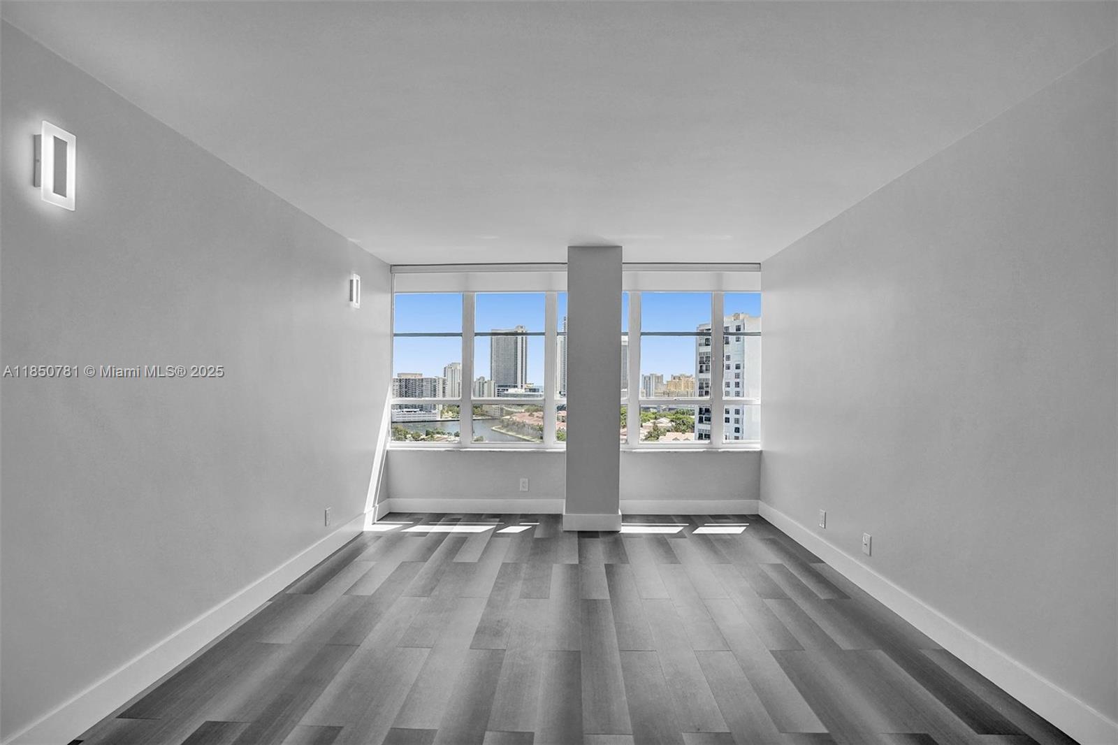 OLYMPUS CONDO PHASE - Residential