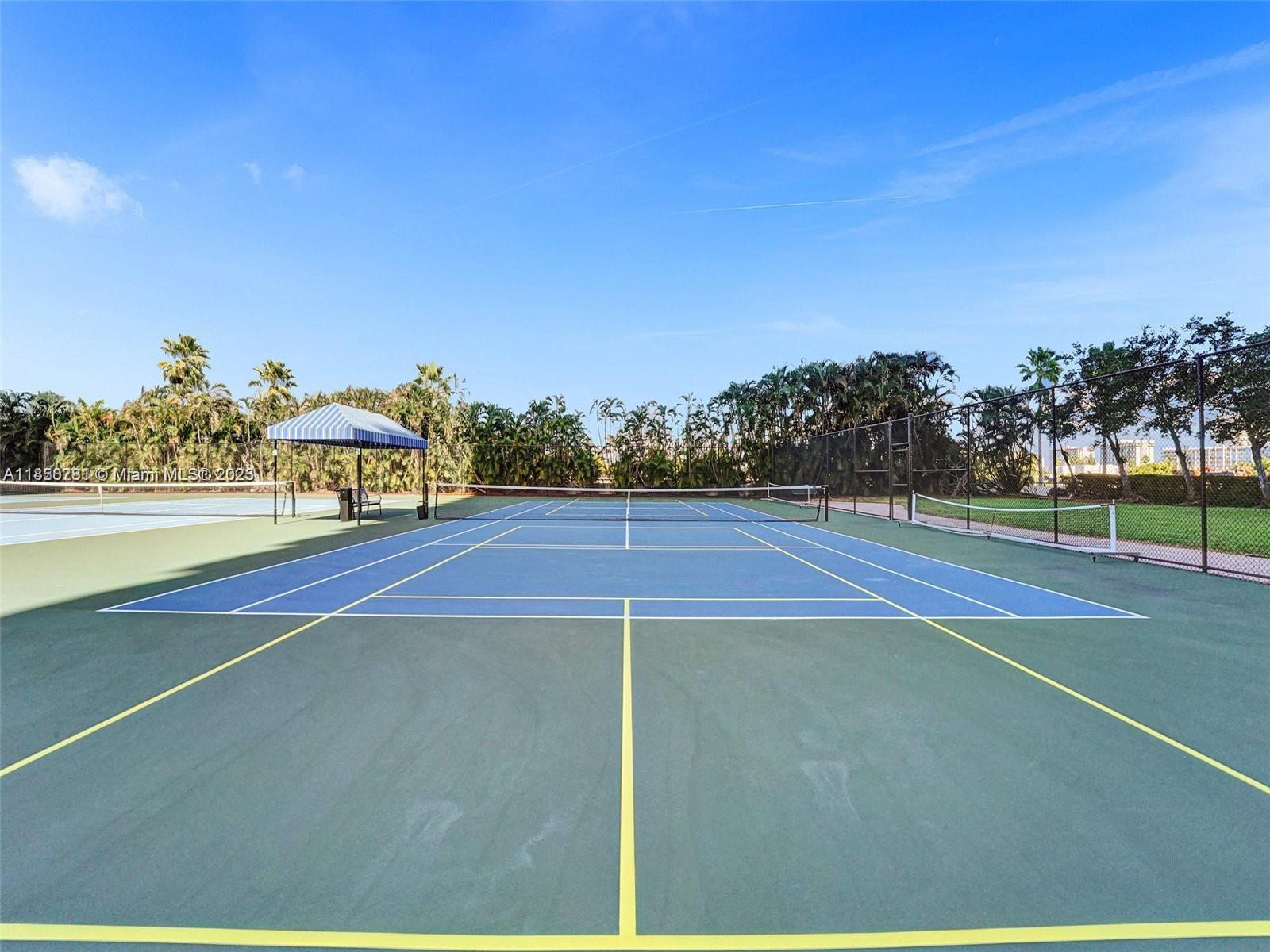 OLYMPUS CONDO PHASE - Residential