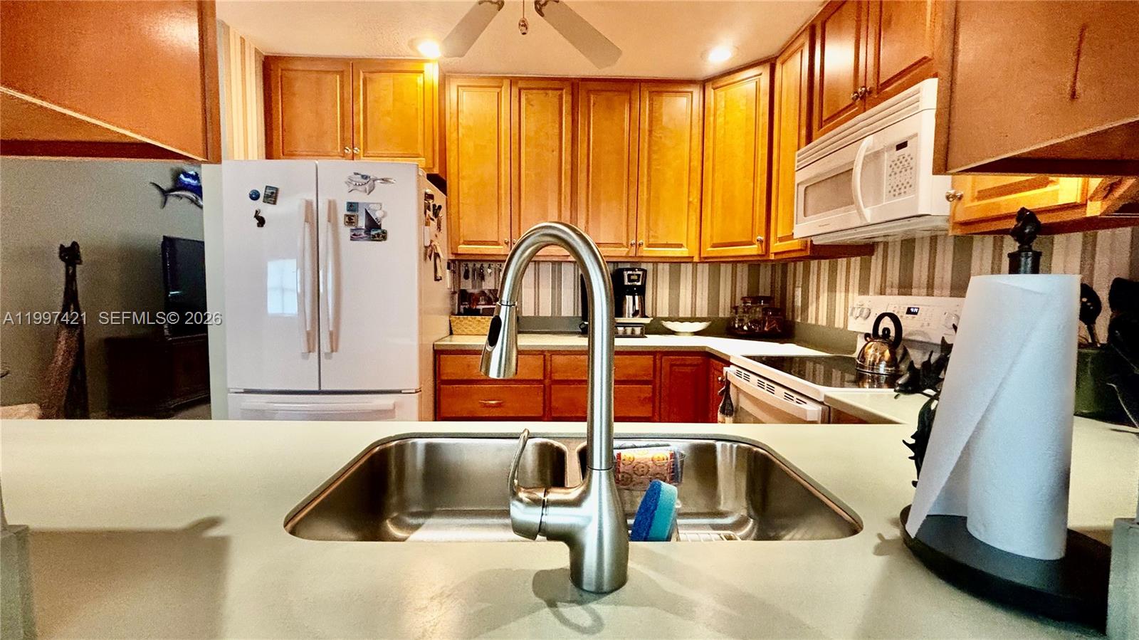 SURFSIDE UNIT 1 SUBDIVISI - Residential